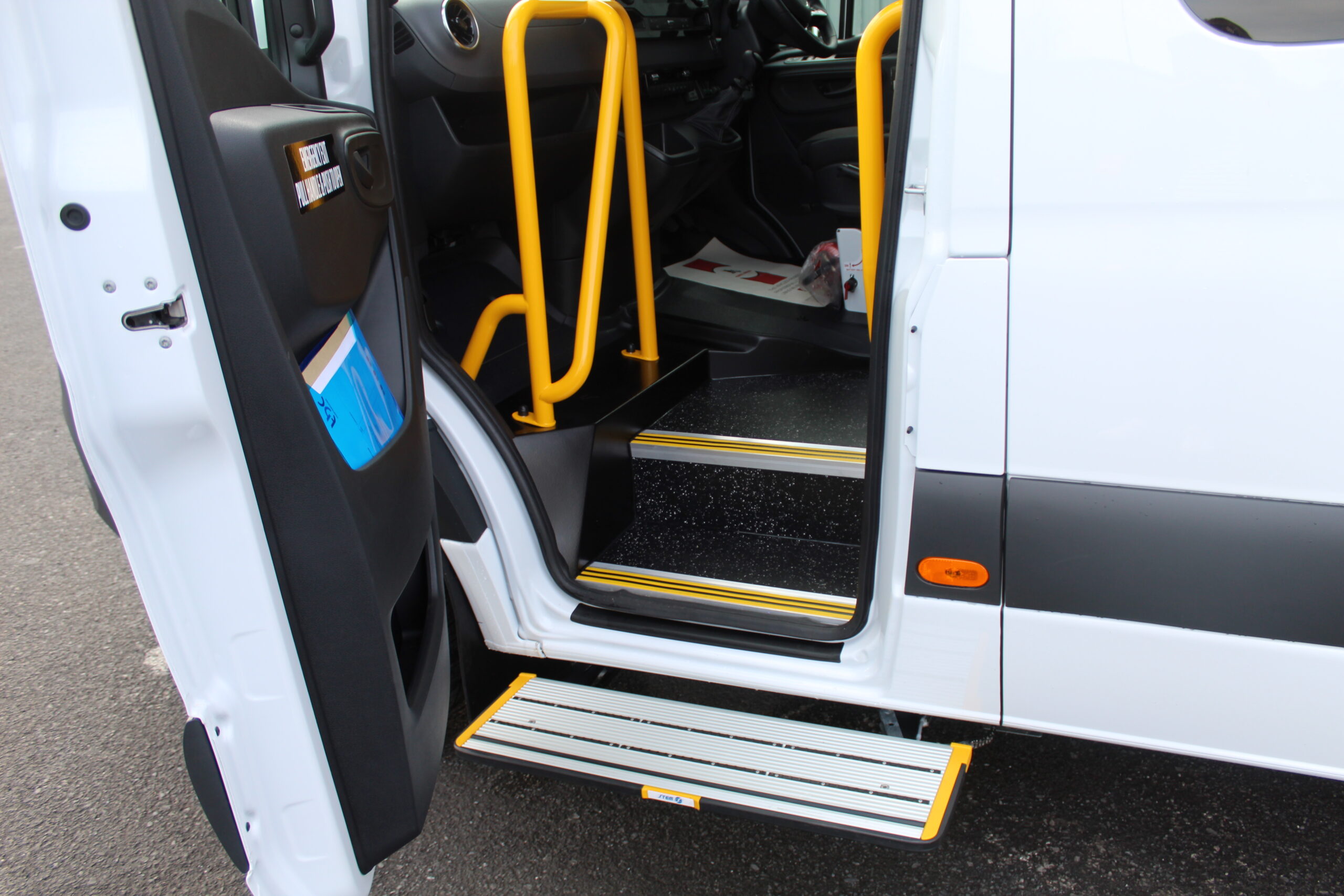 Accessible 17 Seat - Front Entry